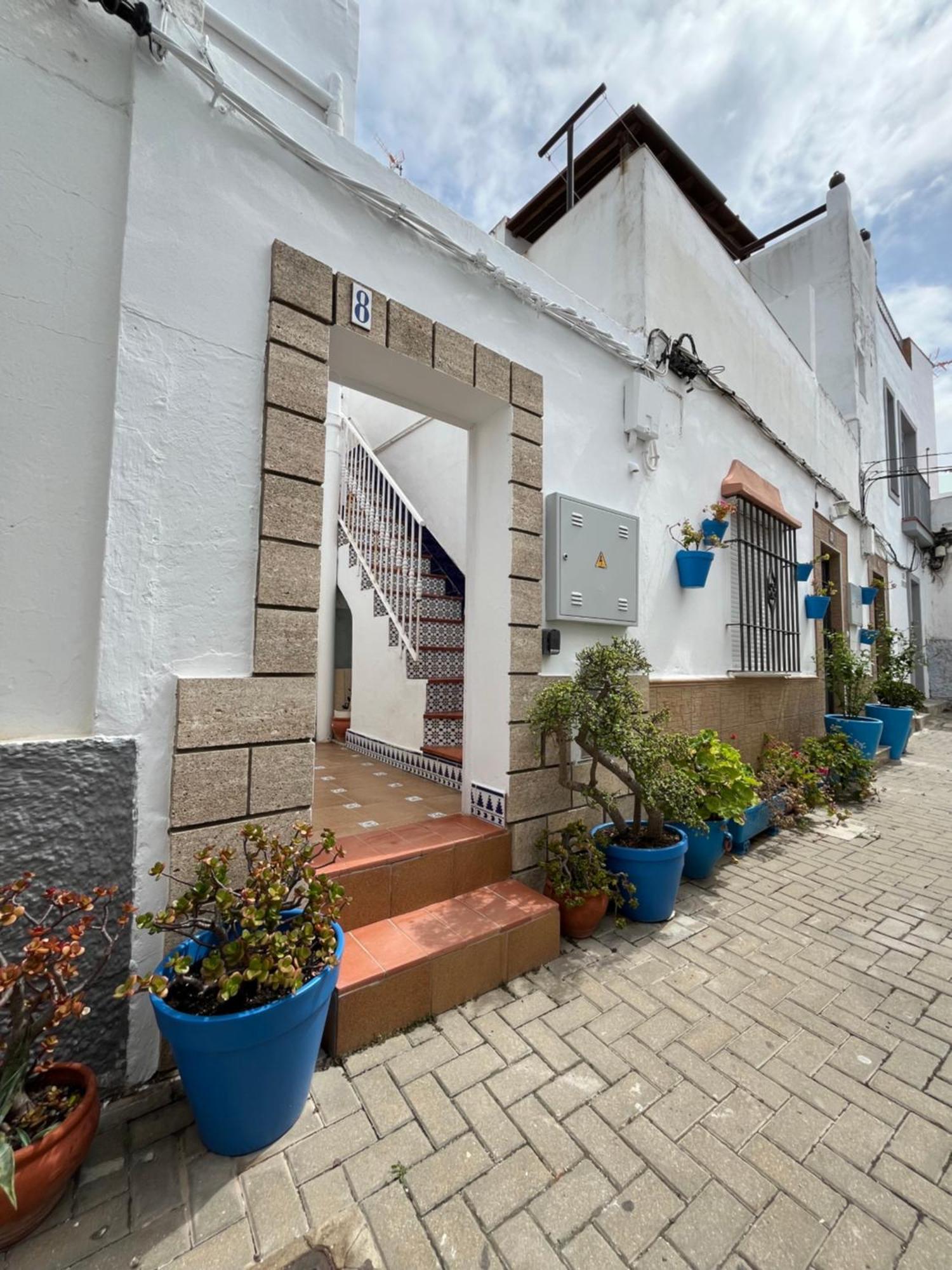 Casa Jurel Apartment โกนิล เด ลาฟรอนเตรา ภายนอก รูปภาพ